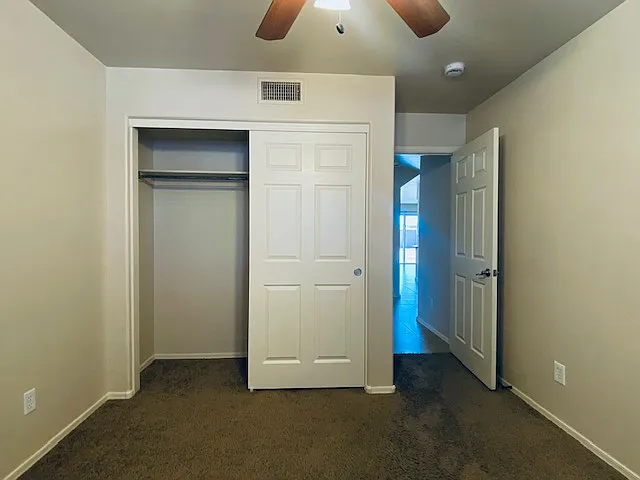 11624 N 151st Ln — Photo 5