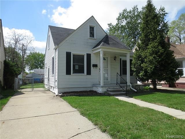 1st image of 26341 Eton Ave