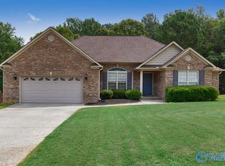 804 Anna Cir, Hartselle, AL 35640