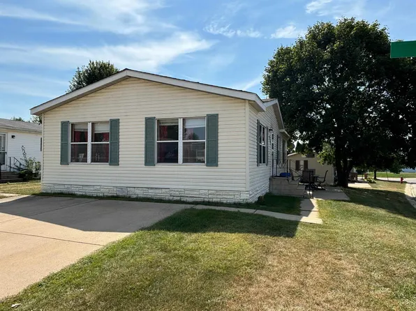 925 Micole Dr, Belvidere, IL 61008
