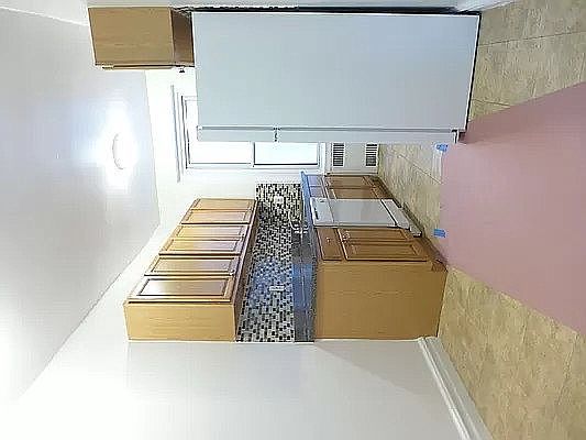5th image of 2828 Kings Hwy APT F1