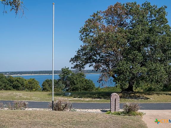 3rd image of 4488 Blue Ridge Dr