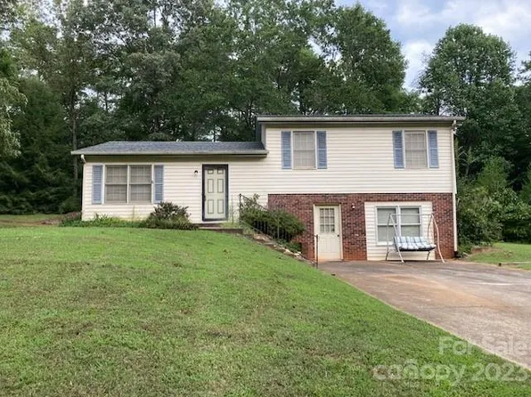 424 Bob Rollins Rd, Forest City, NC 28043