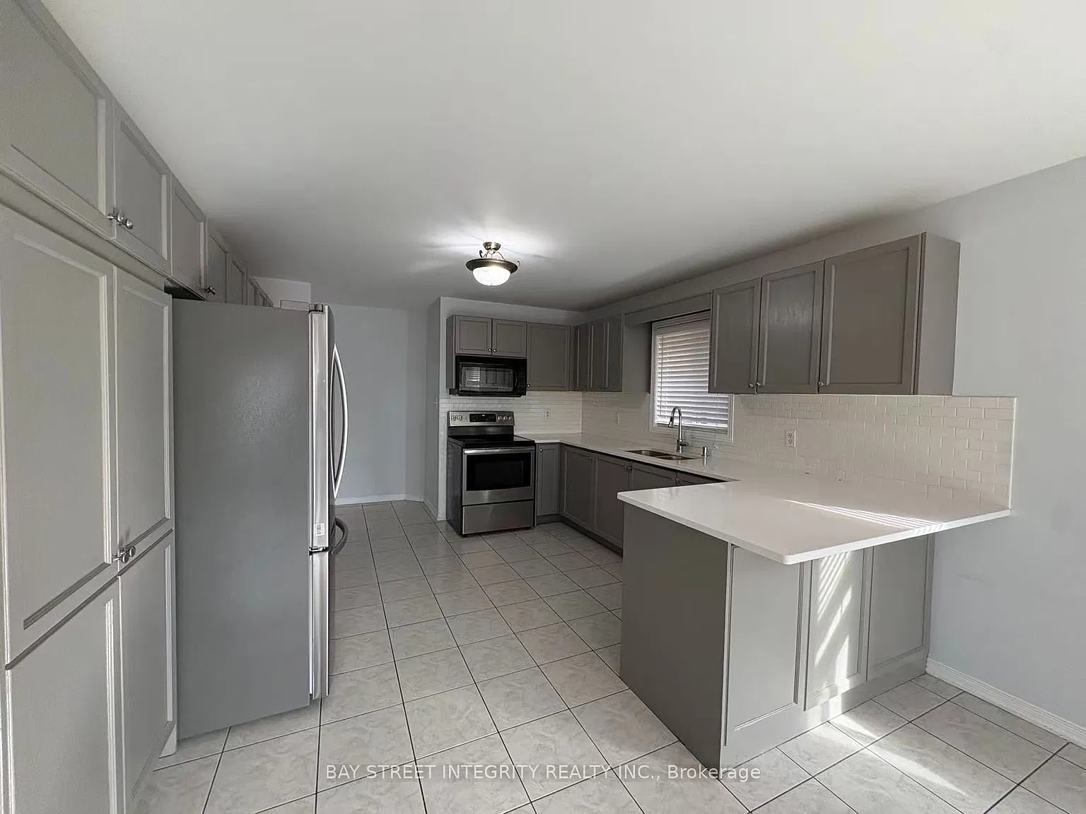 4 bed, $3,800 — Photo 4