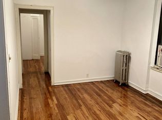 21-57 33rd St APT 3F, Astoria, NY 11105