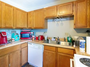 1407 & 1407 1/2 W Jackson St, Muncie, IN 47303