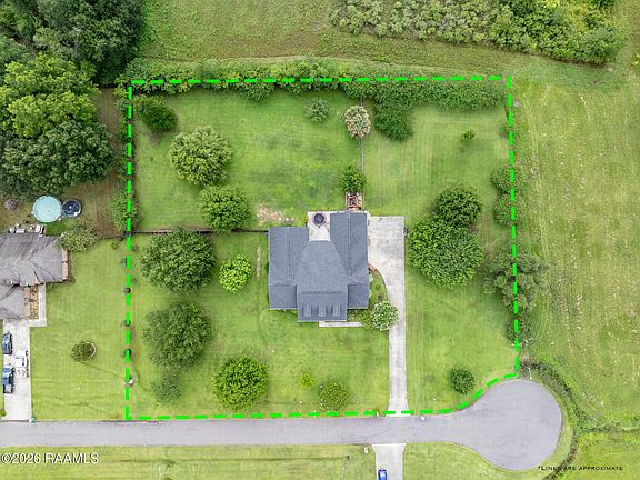 3rd image of 141 Saint Hubert Rd