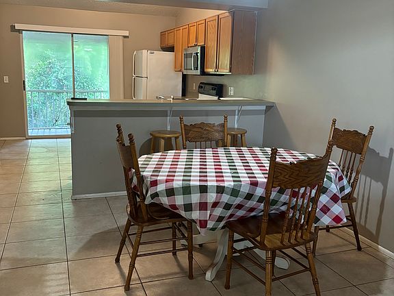 5th image of 129 Reserve Cir APT 209