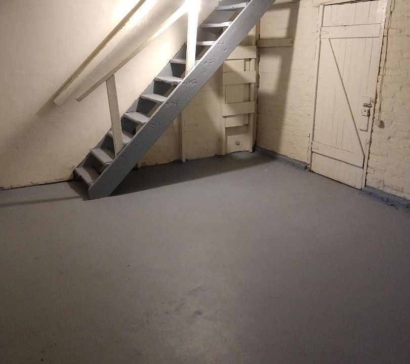 Basement for storage only. No washer/dryer hookups and not a living space.