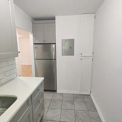 Rented by Palladium Property Group | media 9