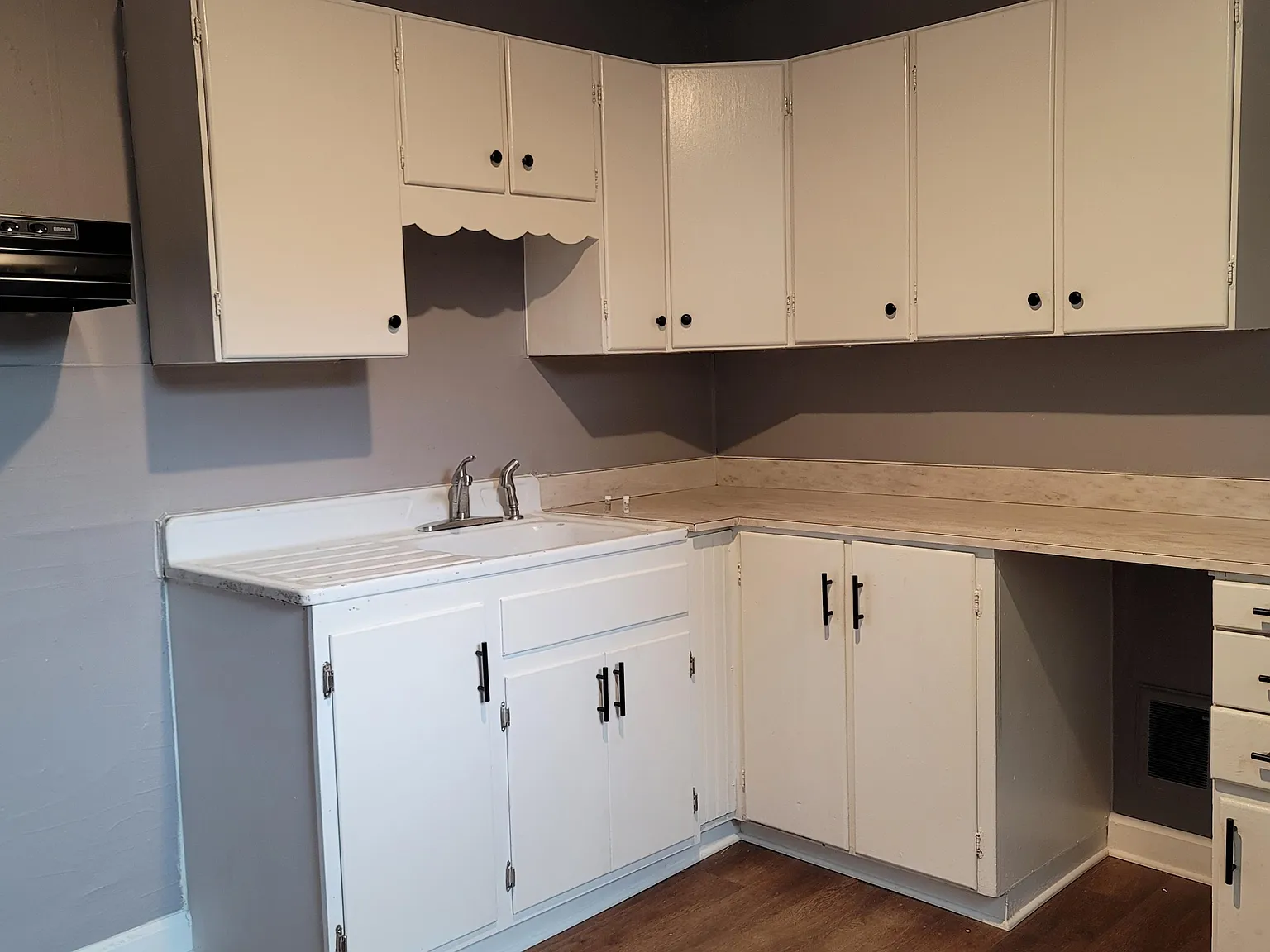 185 Williams Place — Photo 3