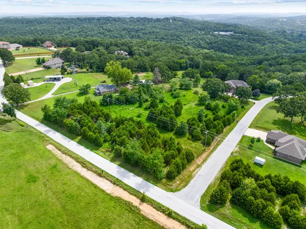 000 Lookout Ridge, Branson, MO 65616