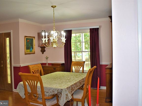 5th image of 23579 Woods Dr