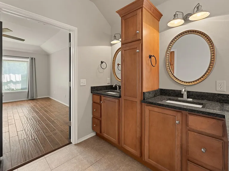 1808 Ada Sage Ln — Photo 32