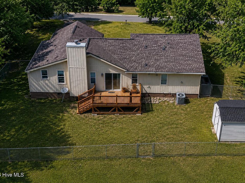 2nd image of 1501 Homestead Road