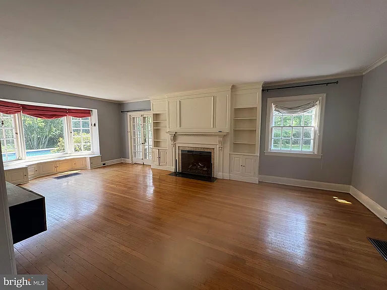 490 Bancroft Rd — Photo 4