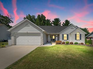 401 White Chapel Dr, O'Fallon, MO