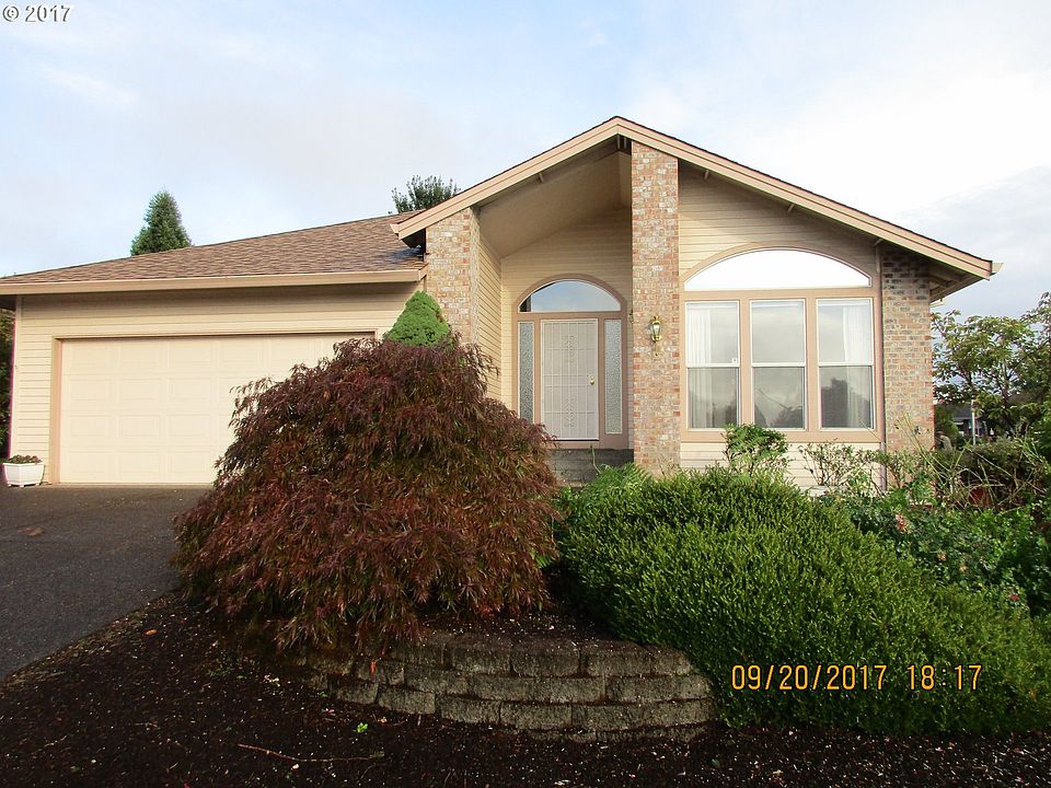 1st image of 3219 SE 156th Ave