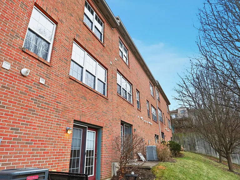 2521 Ravine St — Photo 70