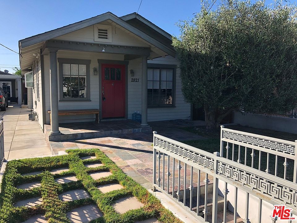 1st image of 2821 Knox Ave
