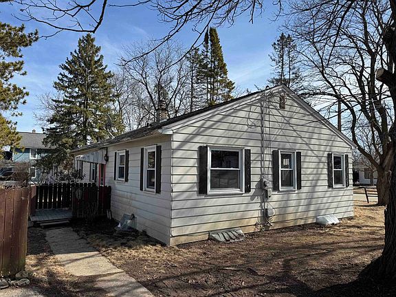 3rd image of 428 Linden Ave