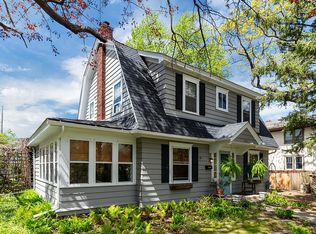 215 Lexington Pkwy S, Saint Paul, MN 55105