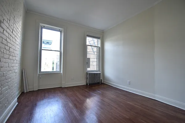 Rented by Wyllie Real Estate | media 13