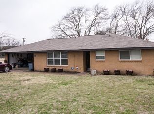 205 Parks Dr, Desoto, TX 75115