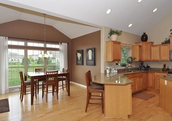 5th image of 1726 Cool Water Cres N