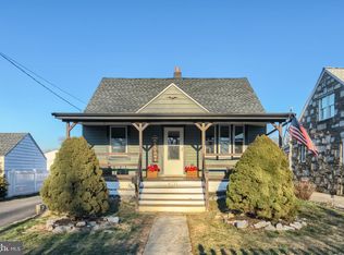 4711 Aubrey Ave, Philadelphia, PA 19114