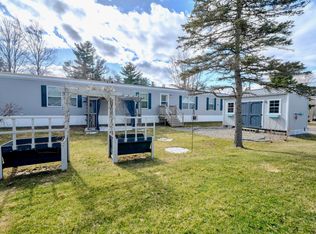 8 Maple Rd, Belmont, ME 04952