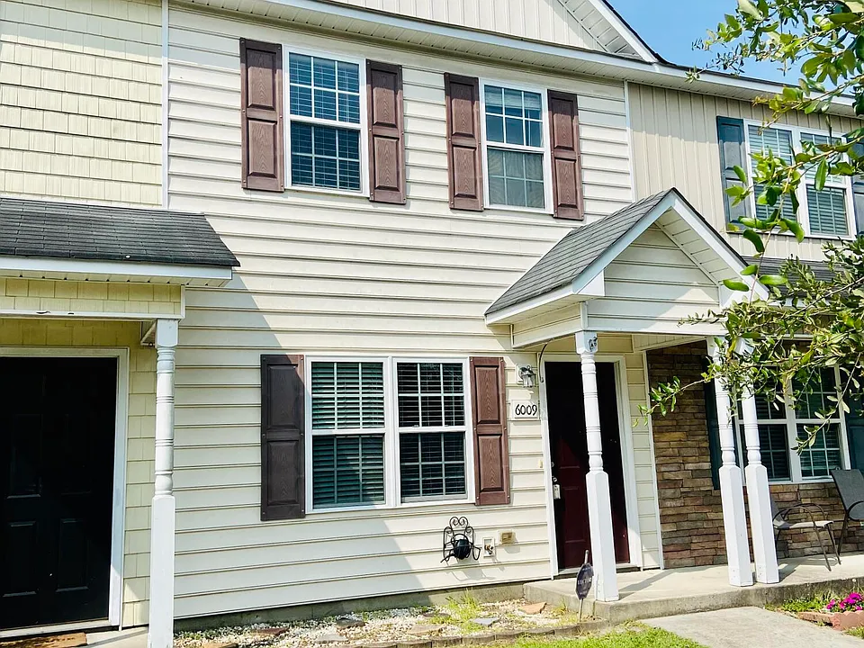 6009 Grandeur Ave