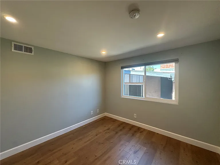 13508 Moorpark St #2 — Photo 27