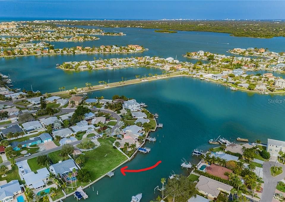 1st image of 16025 Redington Dr Lot 2