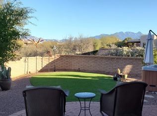 867 S Temporal Gulch Dr, Green Valley, AZ 85614