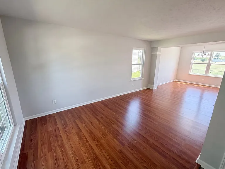 7642 Eagle Valley Pass — Photo 8
