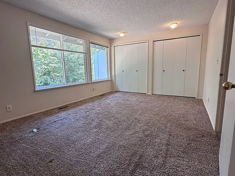 928 Blue Heron Ave NE — Photo 22