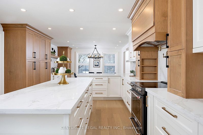 Burlington House for rent - 4 Bedrooms — photo 3
