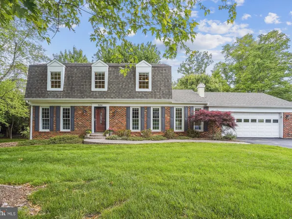 11414 Bronzedale Dr, Oakton, VA 22124