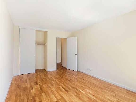 5th image of 9408 57th Ave