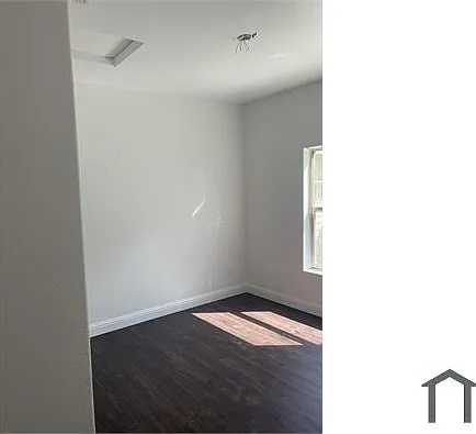 3851 38th St — Photo 2