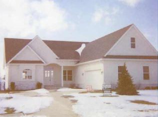 4254 S Raintree Blvd, Greenwood, IN 46143