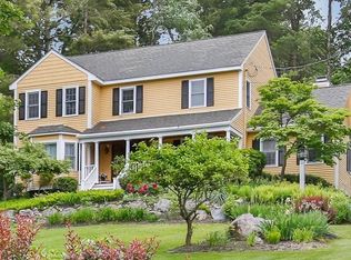 88 Hillside St, Rowley, MA 01969