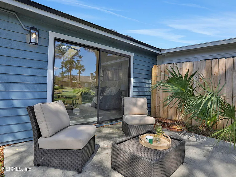 181 Aruba Ln — Photo 45