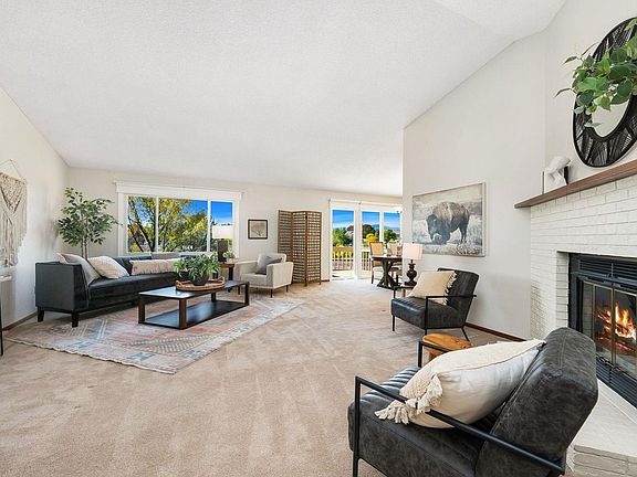 5th image of 4837 Filbert Dr
