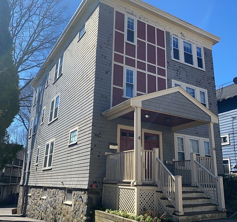 4-6 Sunnyside Street -- Main Entrance