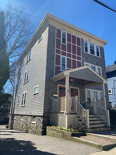 4-6 Sunnyside St #3 Photo 1