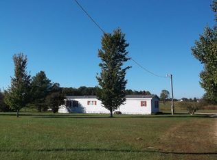 7271 Union Camp Rd, Lafayette, TN 37083