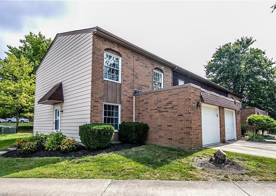 1st image of 13972 Oakbrook Dr #3972