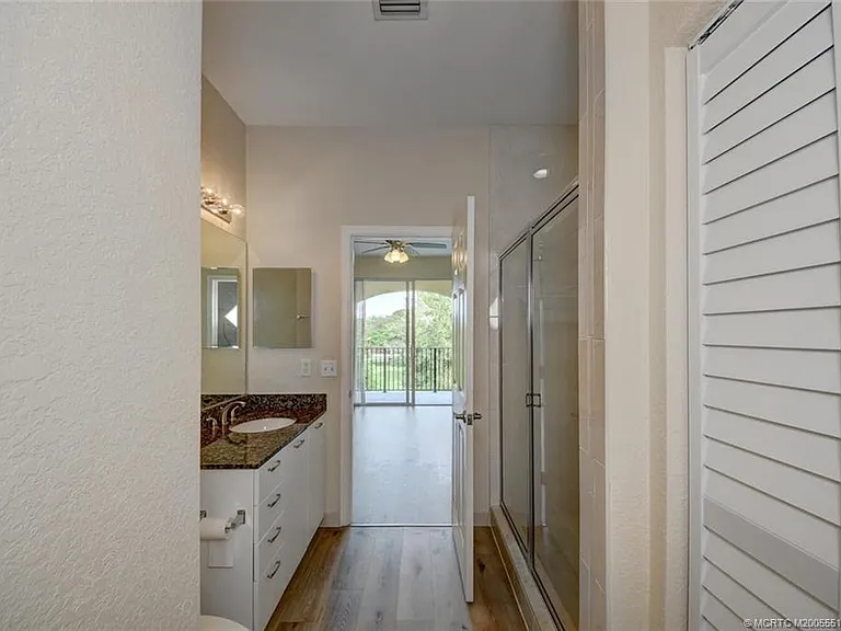 44 SE Sedona Cir #201 — Photo 24